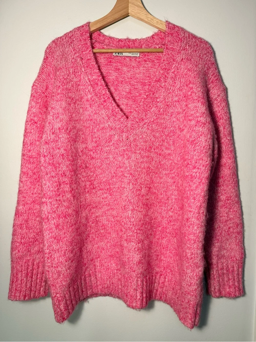 Zara Wool Alpaca Bubblegum Pink V-Neck Oversized Sweater size M - Picture 6 of 10